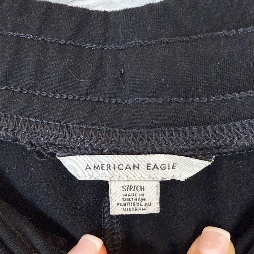 American Eagle Women’s Black Jogger Pants - Picture 2 of 5